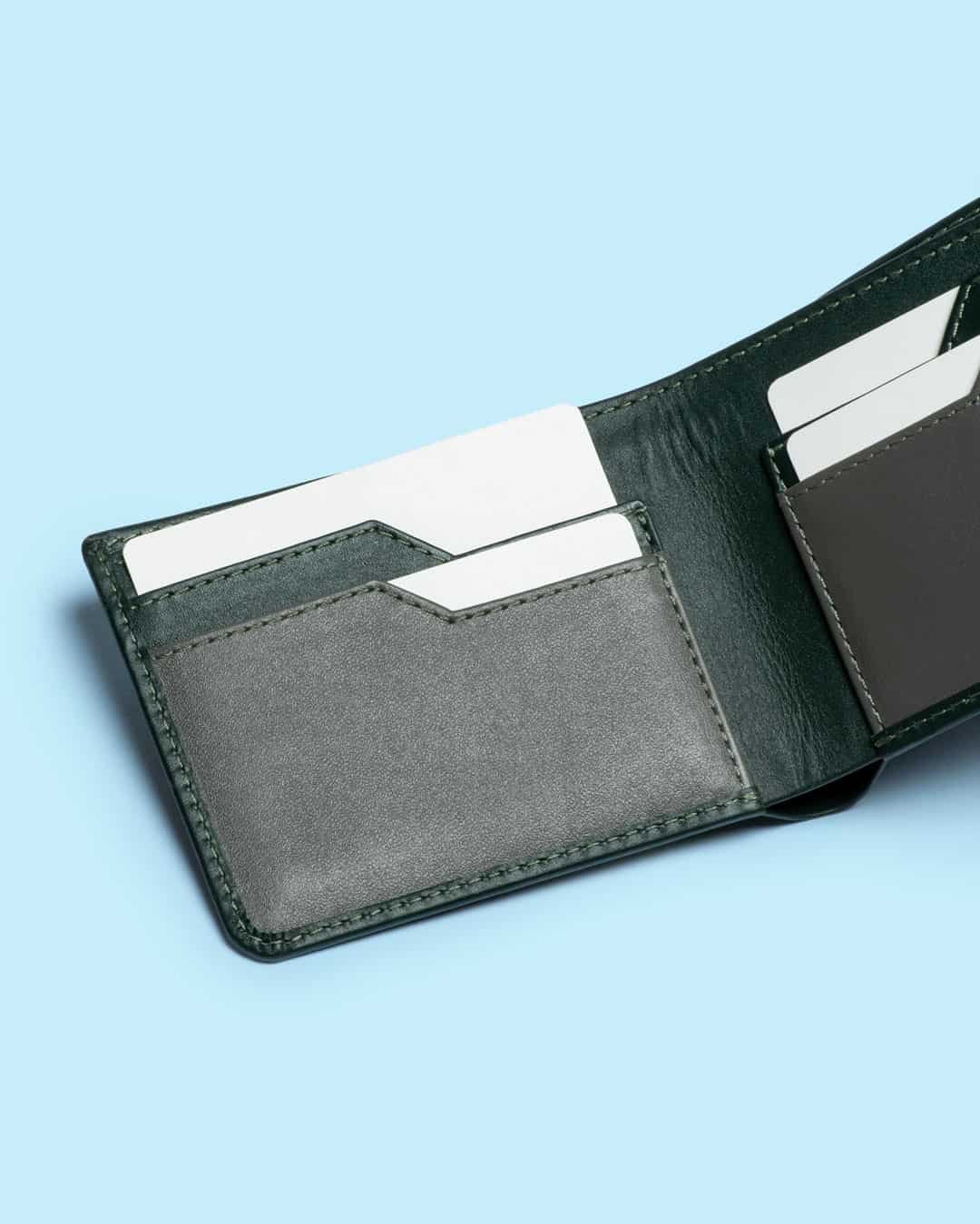 Light - Bifold Wallet - Aurochs