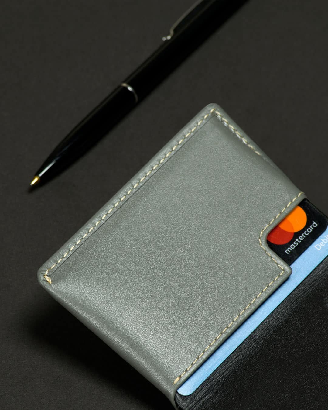 Infinity - Trifold Wallet - Aurochs