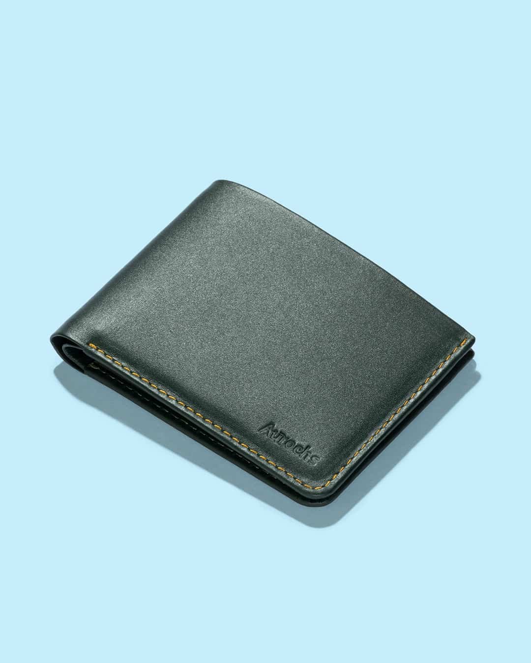 Light - Bifold Wallet - Aurochs