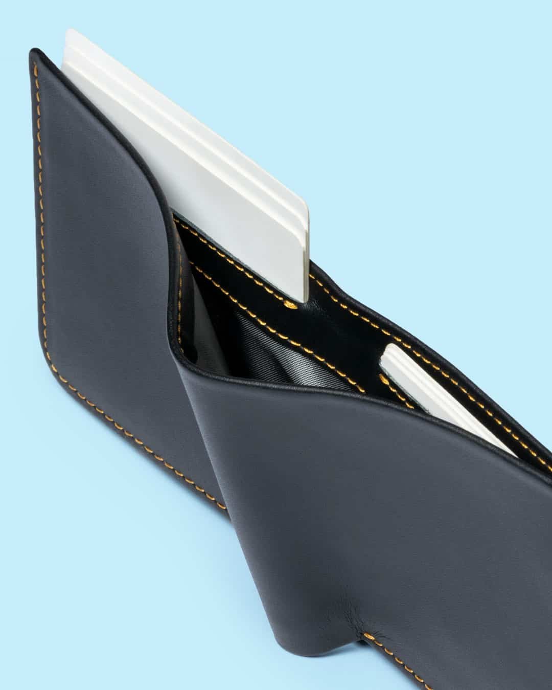 Light - Bifold Wallet - Aurochs