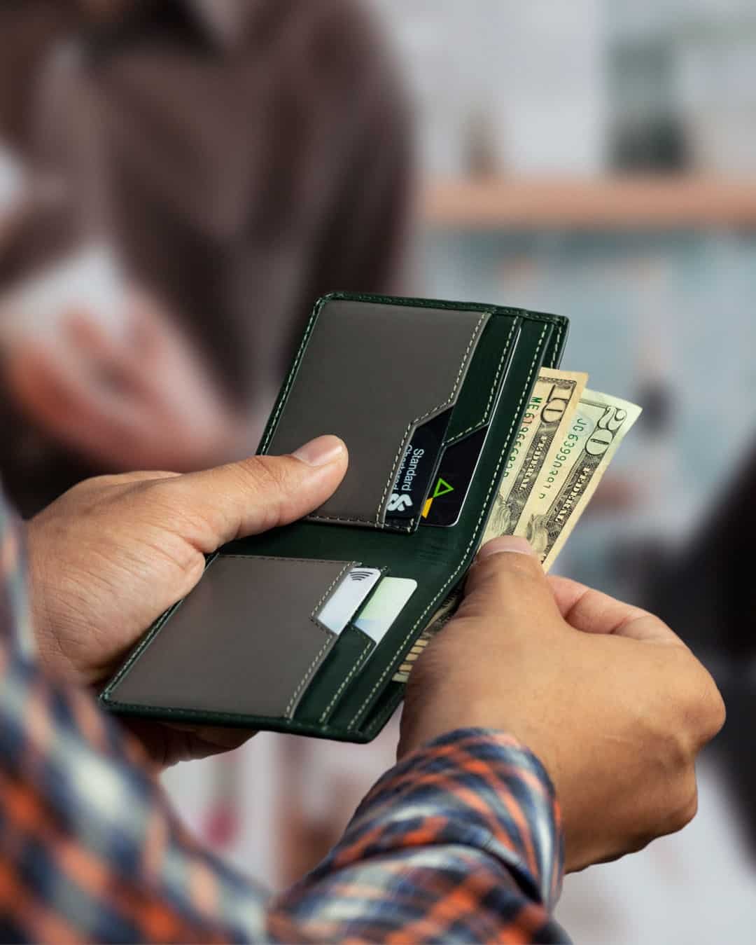 Light - Bifold Wallet - Aurochs